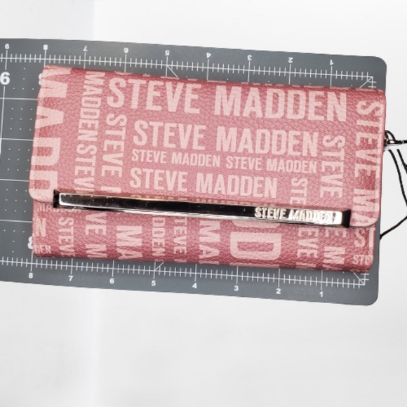 Steve Madden Trifold Clutch Wallet Wristlet - Pink (NWT) - Picture 9 of 12